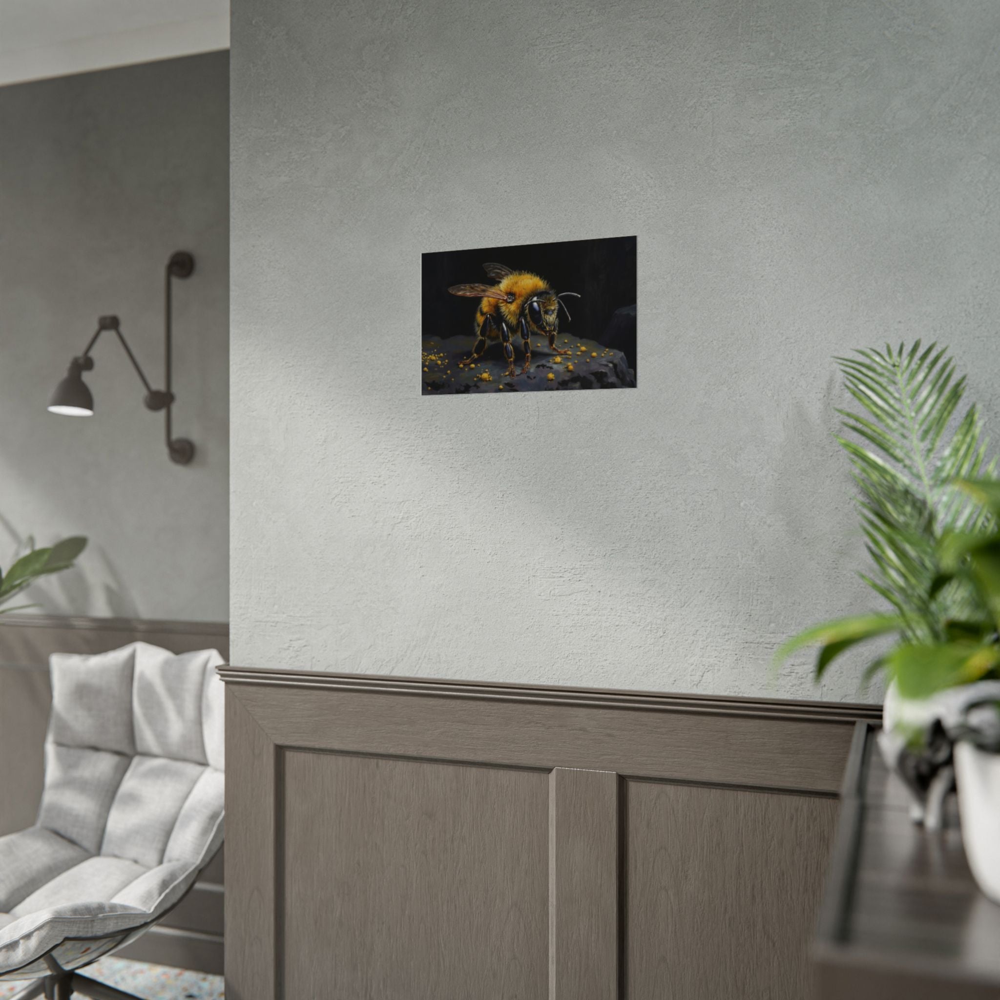 Bumblebee Close-Up Poster — Realistic Insect Wall Art (Rolled Poster)